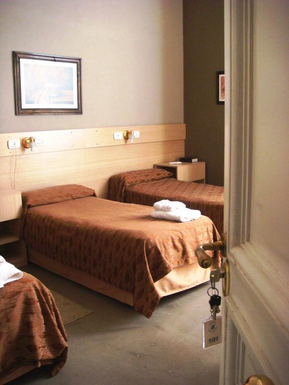 Hagoth Hostel Buenos Aires Szoba fotó